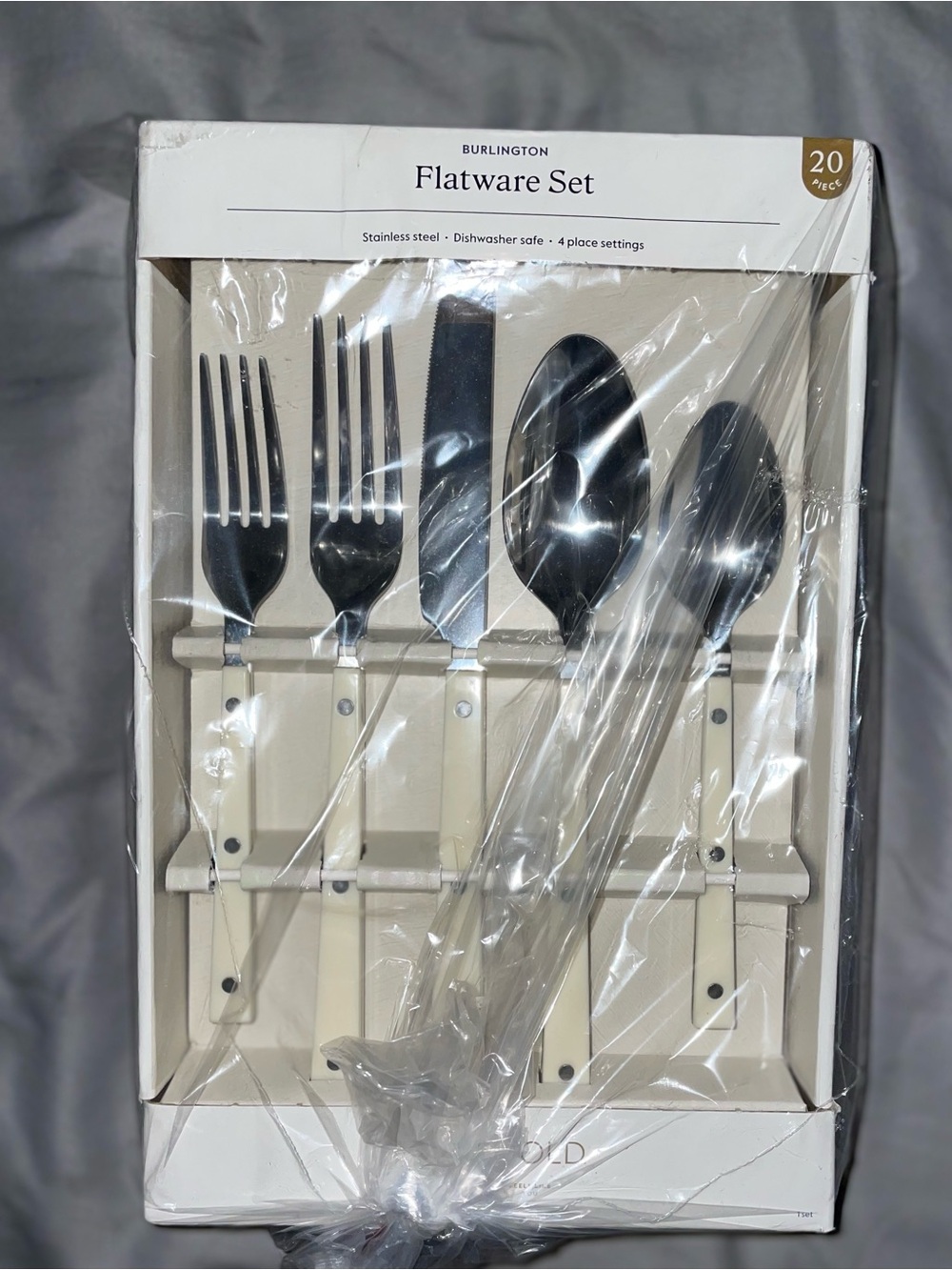 Threshold Cream and Stainless Steel 20-Piece Flatware Set